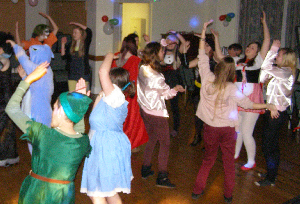 Boughton Under Blean Mobile Disco Dancers Image